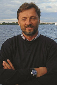 Олег Евдокимович Васильев