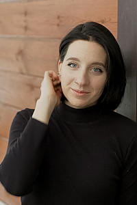 Анна Локтунова