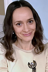 Yana Rikusha